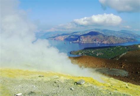 8-day Self-guided Walking Holiday in Sicily's Volcanoes I S-Cape Travel