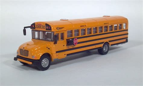 BOLEY International (IC) CE School Bus 1/87 HO Scale Diecast/Plastic ...