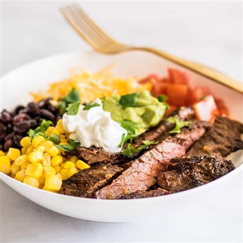 Carne Asada Burrito Bowls - Baking Mischief