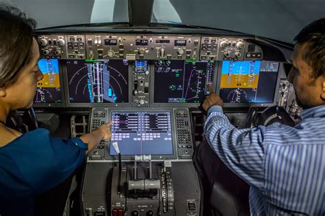 Boeing 777X Cockpit to Feature Touchscreen Displays | Business Aviation News: Aviation ...