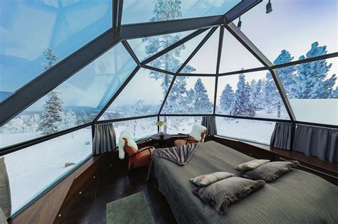 Glass igloos Finland | Levin Iglut – Golden Crown