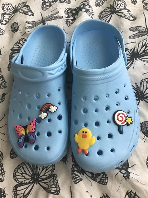 Bootleg $4 crocs from Dollarama. Spiced them up with some charms : r/crocs