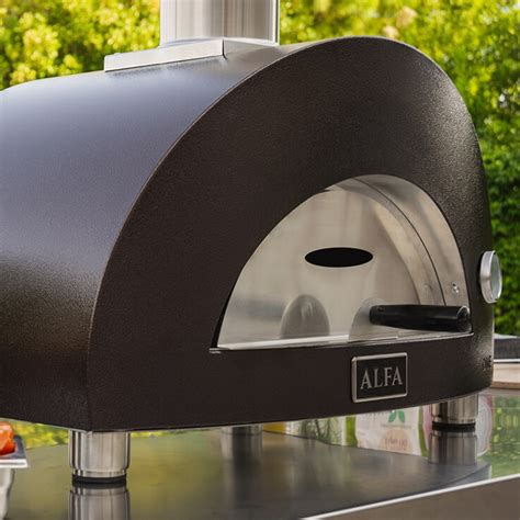 Alfa One Portable Pizza Oven | Extreme Backyard Designs