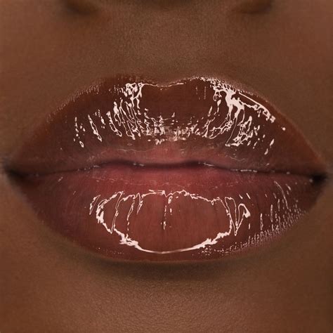 Extra Poppin Lip Gloss (Glossy Clear) in 2020 | Dark skin makeup, Lip colors, Glossy lips