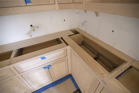 How To Install Kitchen Cabinets On Uneven Floor – Things In The Kitchen