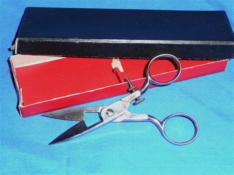 Wiss Vintage Buttonhole Scissors