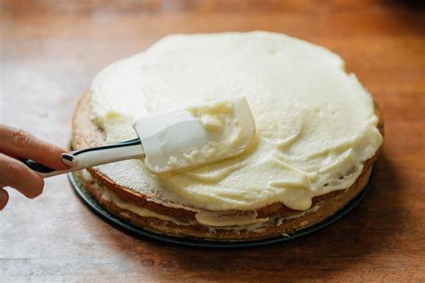 Old-Fashioned Boiled Milk Frosting – 12 Tomatoes