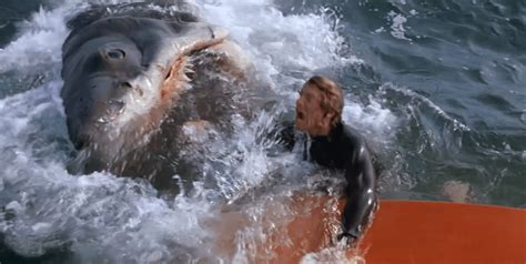 [Video] Universal Wants You to Relive the Terror of the Shark Attack Scenes from 'Jaws' - Bloody ...