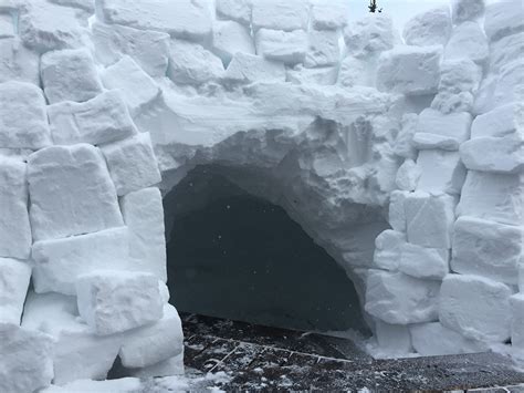 How To Build A Snow Cave – Neal Mueller