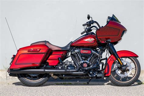 2023 Harley-Davidson Highway Glide Particular Evaluate [120th Edition ...