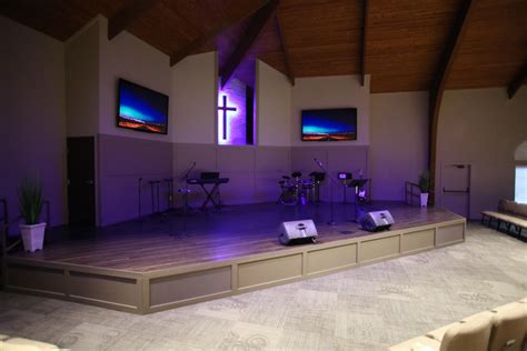 2nd Mile Church Stage Design - Church Interiors, Inc.