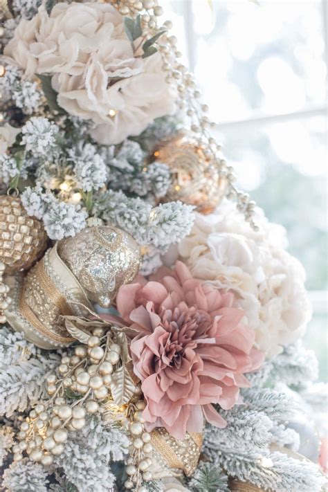 Everything you need to Design a Pink and Gold Christmas Tree | bluegraygal