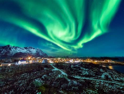 Tromso Norway Northern Lights October | Shelly Lighting