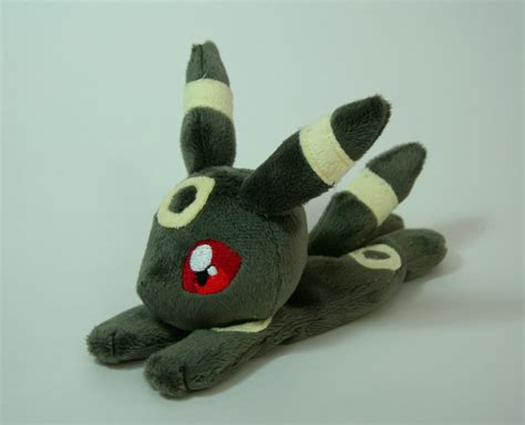 Umbreon by Yukamina-Plushies on DeviantArt