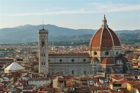 Walking Tour in Florence | TheList.Travel