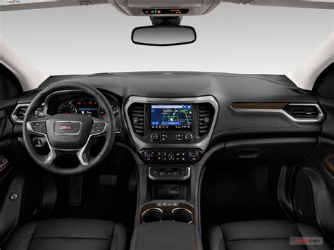 2023 GMC Acadia Pictures: | U.S. News