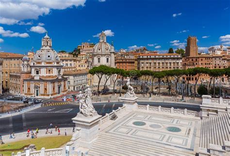 Square Piazza Venezia in Rome Italy Editorial Stock Photo - Image of ...