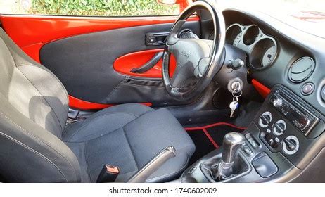 69 Fiat barchetta Images, Stock Photos & Vectors | Shutterstock