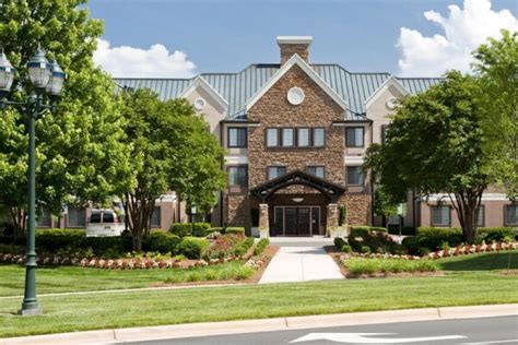 The Ballantyne, A Luxury Collection Hotel, Charlotte Reviews & Prices ...