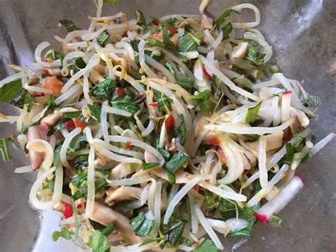 Bean Sprouts Salad - Culinae Mundi