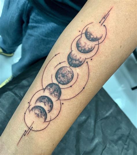 Unique and Inspiring Phases of the Moon Tattoo Ideas for Men and Women ...