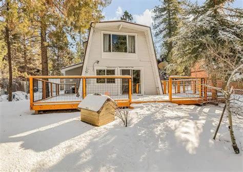 12 Big Bear Lake Airbnb Homes for Your Winter Vacation