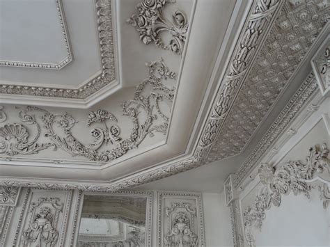 3 Ideas of plaster mouldings (Interior Crown moldings) « Petra Design