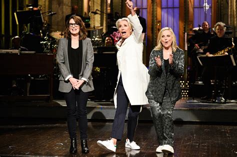 Tina Fey and Amy Poehler Crash Emma Thompson’s Saturday Night Live ...