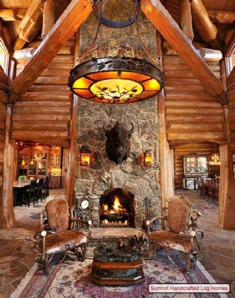 Log Home Decorating On A Truly Grand Scale!