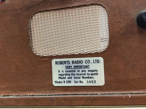 Lot 358 - Vintage Roberts radio