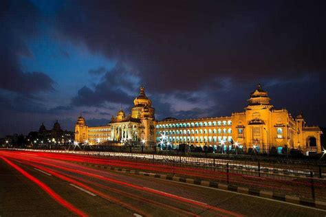 Bangalore Tourism > Bengaluru Travel Guide, Best Attractions, Tours & Packages