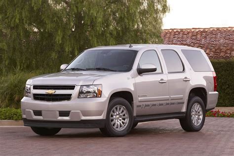 The Chevy Tahoe Hybrid: Great Idea, but Not Good Enough - Autotrader