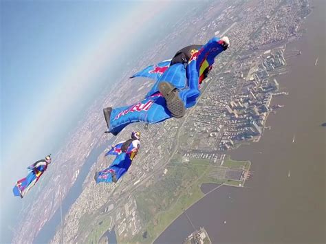 Red Bull wingsuit flight over New York City - Business Insider