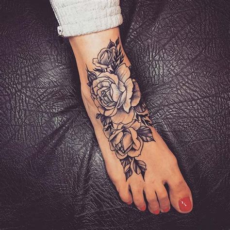 45 Awesome Foot Tattoos for Women - Page 2 of 4 - StayGlam