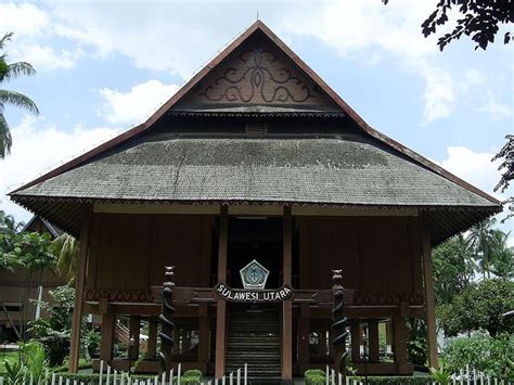 Rumah Panggung Tradisional Minahasa dan Riwayatnya Kini | kumparan.com