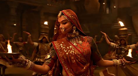 Deepika Padukone had to sweat a lot for Padmavati’s ‘Ghoomar’ dance