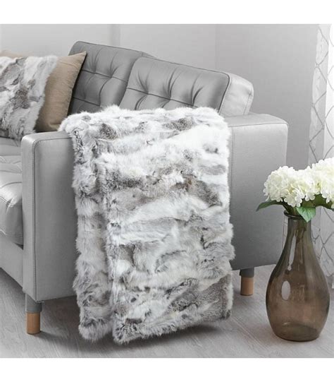 Real Fur Blankets, Throws and Pillows at Fursource.com