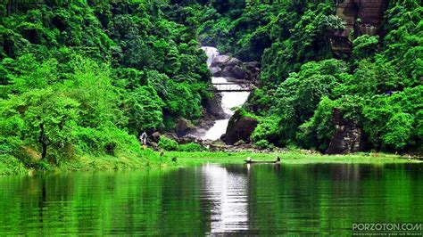 Panthumai Waterfall