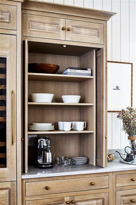 Pocket Cabinet Doors Are the Perfect Open Shelving Solution for Messy People