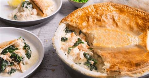 Smoked Fish & Haddock Puff Pastry Pie Recipe | Jus-Rol