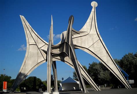 Alexander Calder | L'Homme Sculpture in Montreal | Artsology Investigation