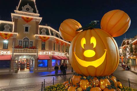 Everything You Need To Know About Disneyland Halloween, Including The Disneyland Halloween Party ...