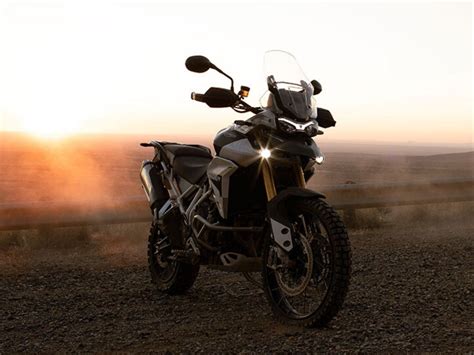 Triumph Tiger 900 variant details and features revealed