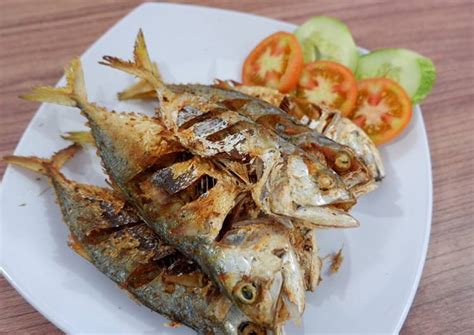 Resep Ikan kembung goreng oleh amalia d shabrina - Cookpad