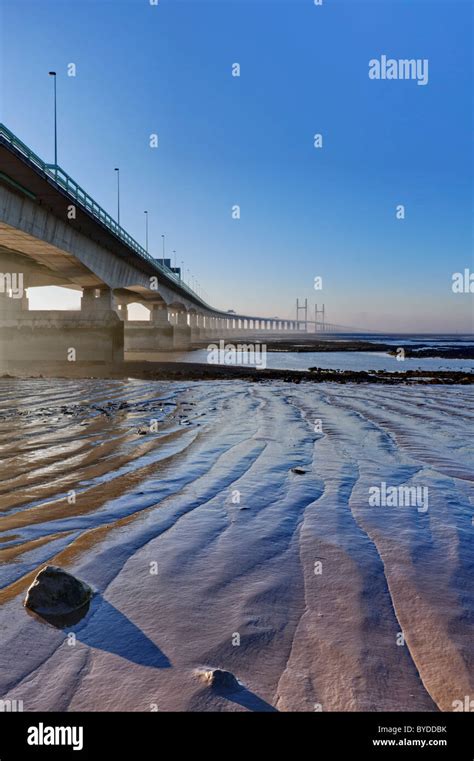 Severn crossing bridge severn estuary hi-res stock photography and images - Alamy