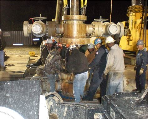 Wellhead Installation & Maintenance Lighting - Wellhead Inspection Light