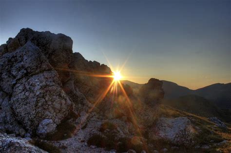 Sunrise above the rocks at Rocky Mountains National Park, Colorado image - Free stock photo ...