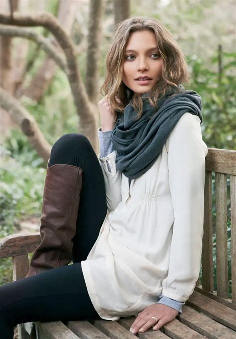 53 Extremely Cool Outfits with Scarf