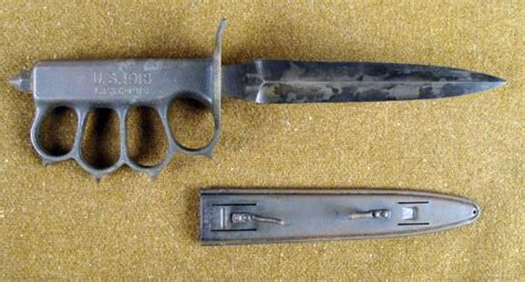 RARE 100% ORIGINAL WWI 1918 LF&C "KNUCKLE DUSTER" KNIFE