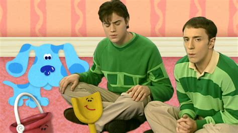 Watch Blue's Clues Season 4 Episode 21: Blue's Clues - Joe and Tell – Full show on Paramount Plus